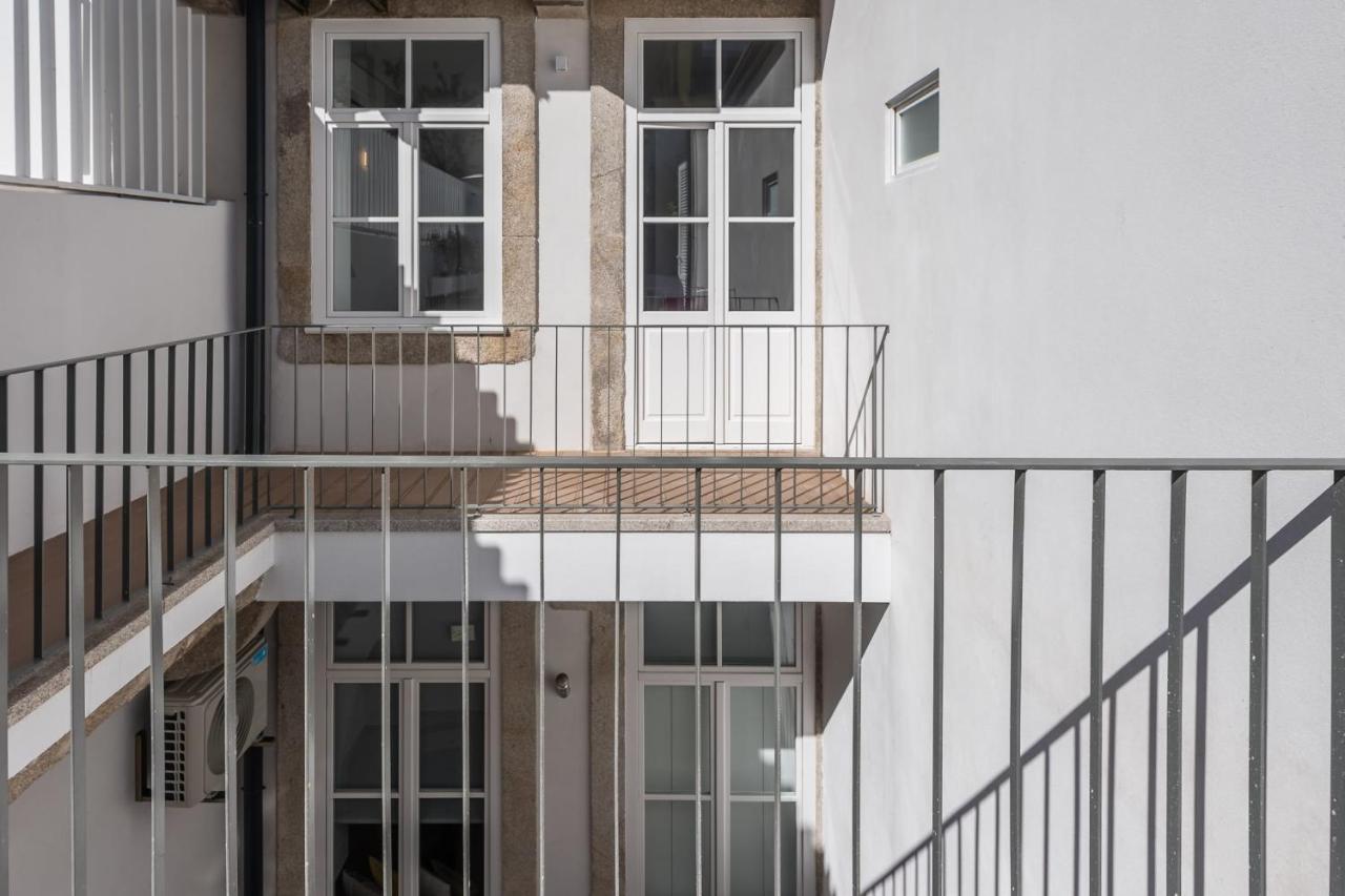 Backyard Palace Terrace Porto Luaran gambar